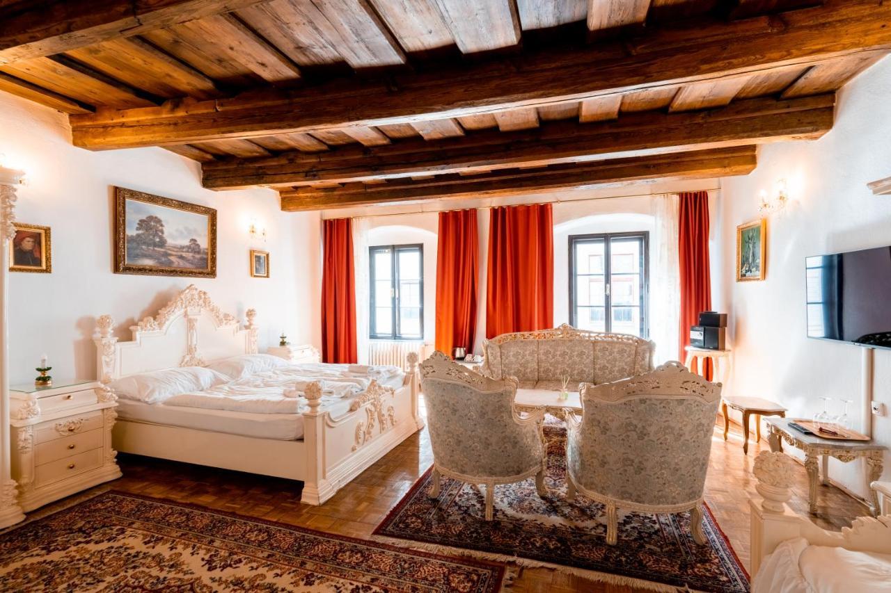Leylaria Hotel Cesky Krumlov Exterior photo